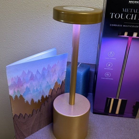 NIB, Metal LED Touch lamp with 8 different RGB colors, including color changing. - Picture 6 of 16